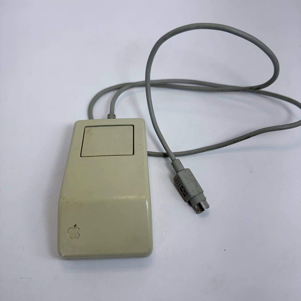 Vintage Apple ADB Mouse A9M0331 for Apple IIgs Macintosh II Beige Missing Ball
